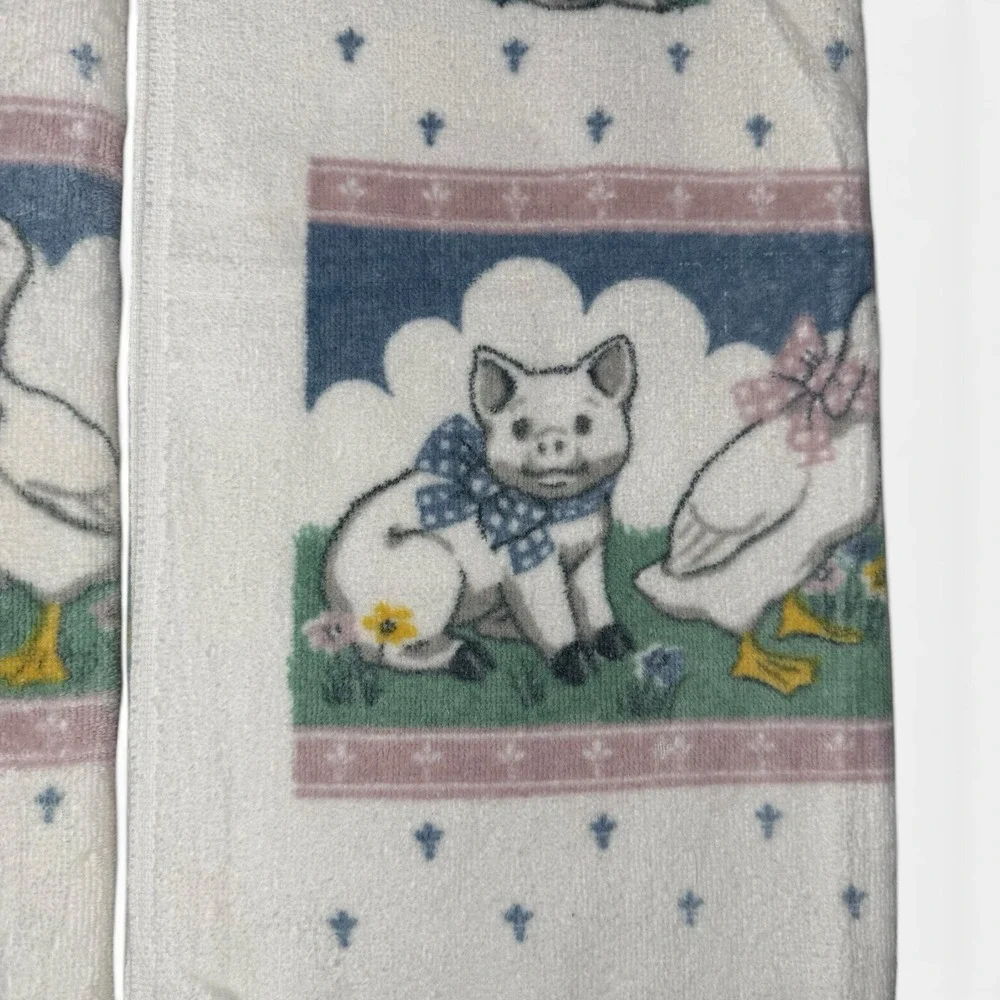 Vintage Pair Fieldcrest Howard Kaplans French Country Farm Animal Bath Towel Set